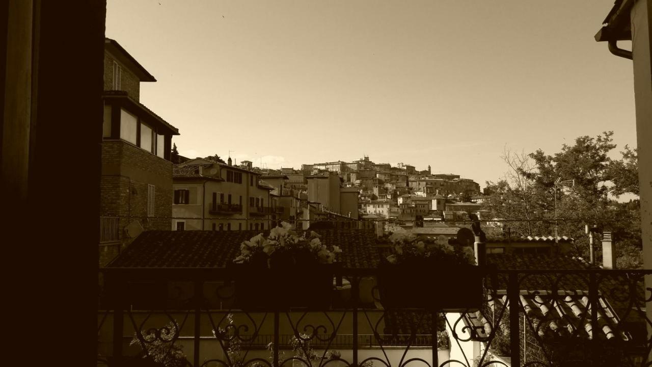 Via Piantarose, 12 Appartement Perugia Buitenkant foto